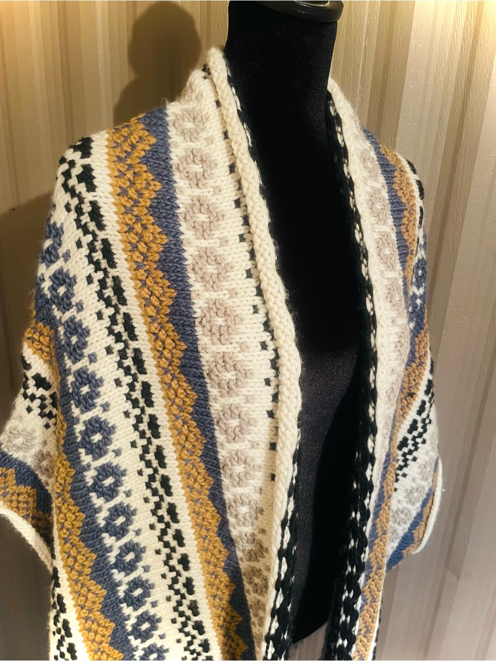 Cocogio Poncho Sweater cape Made in Italy Wool Blend Fringe Stripe Chunky Knit